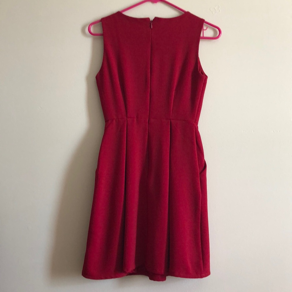 DILLARDS DRESS - Picture 5 of 5
